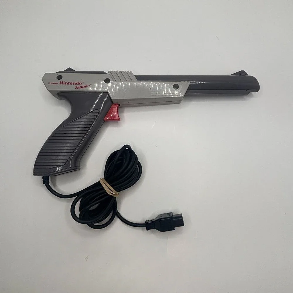 OEM Gray Nintendo Entertainment System Zapper Light Gun NES Controller NES-005